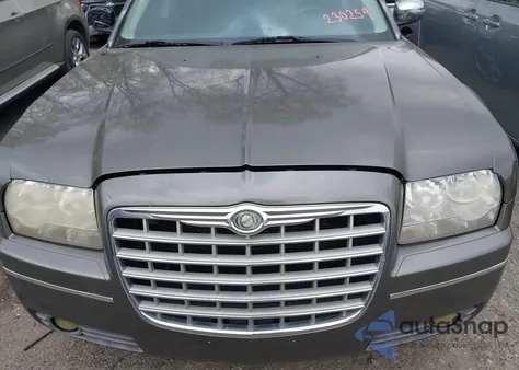 2010 Chrysler 300 Touring/Signature Series/Executive Series from USA, damaged, VIN 2C3CA5CV6AH230254
